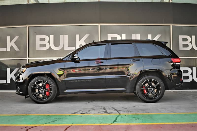 Jeep SRT - Panoramic Roof - Radar - AED 3,220 Monthly Payment - 0% DP