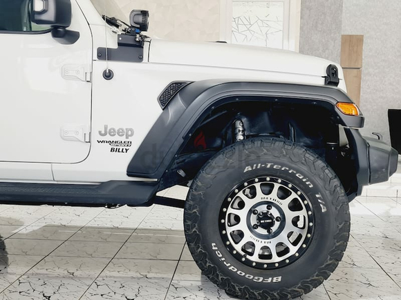 AED 2070/ MONTH - JEEP WRANGLER SPORT BILLY EDITION - 2018 -GCC-UNDER WARRANTY- IMMACULATE CONDITION