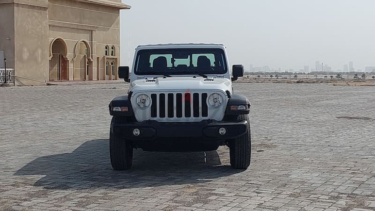 Jeep Gladiator Sport 3.6L V6 2021 Brand New Agency Warranty GCC