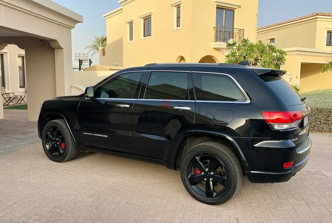 Expat owned Top Option Jeep Grand Cherokee Plus