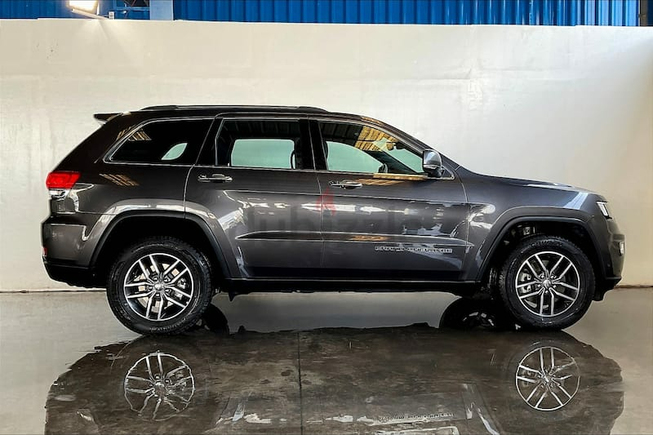 AED 2,047/Month // 2018 Jeep Grand Cherokee Limited SUV // Ref # 1111816