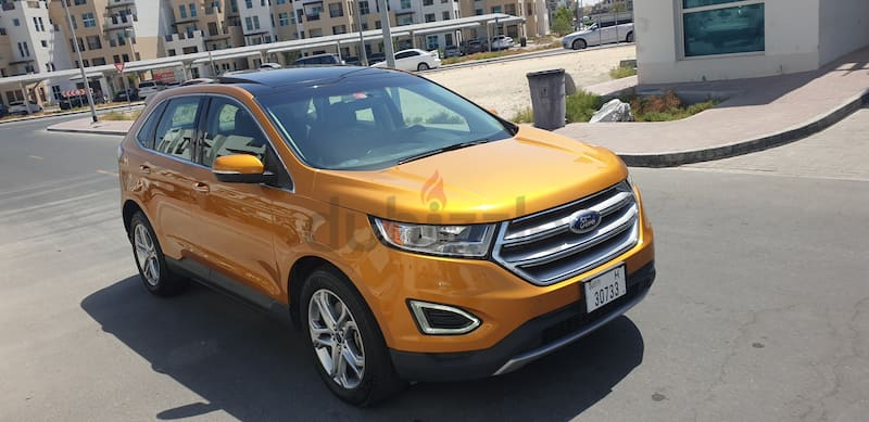 Ford Edge Titanium GCC AWD service history very excellant condition free accident.