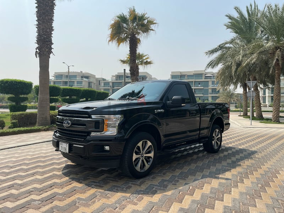 Immaculate Single-Cab 2019 Ford F-150 XLT