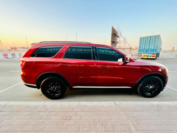 Dodge Durango 2014 5.7L V8 GCC 7 Seats Family used Single owner accident free original paint low km