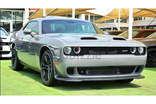 Challenger SXT V6 3.6L 2018/SunRooof/ Leather interior/Very Good Condetion