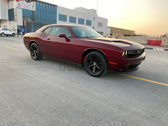 Dodge challenger sxt 2017