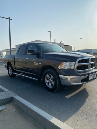 Dodge Ram | V8 HEMI | 1500 SLT (Low Mileage) 2014