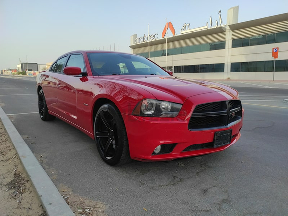 2014 Dodge Charger R/T 5.7L | GCC Specs Red With black inside km 145000