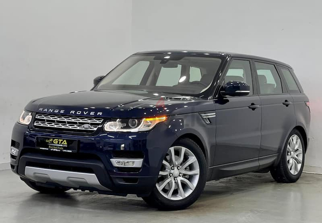 2016 Range Rover Sport HSE Supercharged, May 2023 Range Rover Warranty + July 2023 Service Pack, GCC