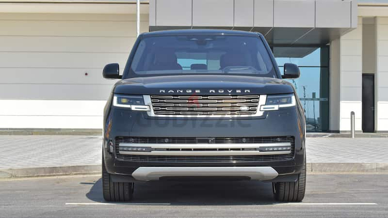 2023 RANGE ROVER P530 HSE V8 | RED INTERIOR | GCC SPEC