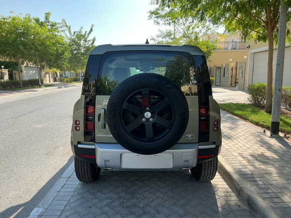 Land Rover Defender 90 P400 V6 2023