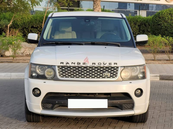 WELL MAINTAINED - 2011 RANGE ROVER SPORT SC - BRITISH OWNER - IN A VERY GOOD CONDITION - GCC SPECS -