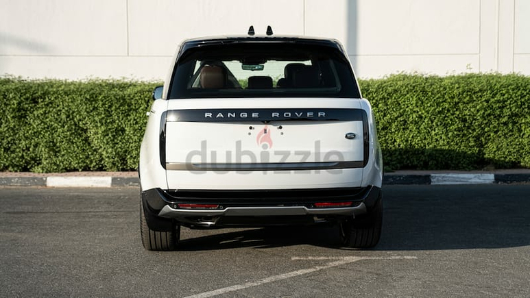 2023 Range Rover HSE P530 LWB GCC Specs
