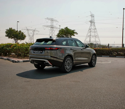 RANGE RAVER VELAR 2018-GCC-UNDER WARRA-AGENCY MAINTAIN-FULLY LOADED-ORIGINAL PAINT-AMAZING CONDITION