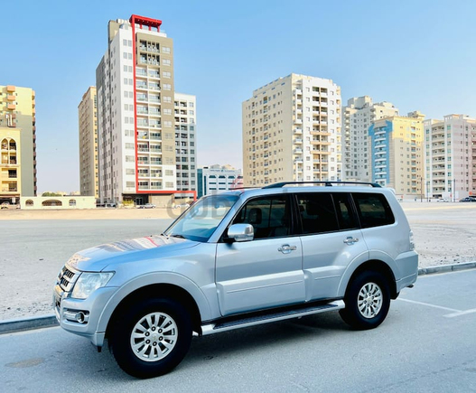 MITSUBISHI PAJERO MODEL 2015 GCC SPECS LESS KM REF.6266