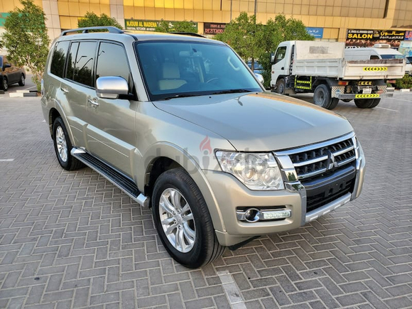 Aed1096/Month | Mitsubishi Pajero Gcc FullOption 3.8 Super Condition (Bank Finance also Available)