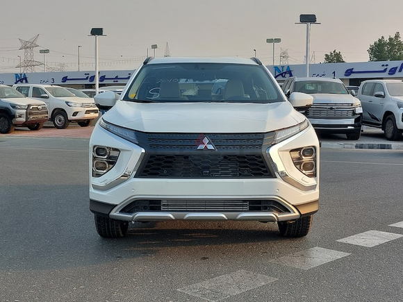 Eclipse Cross E40 | 1.5L GLS M/L | White/Beige | 2023 | Petrol | Export Only