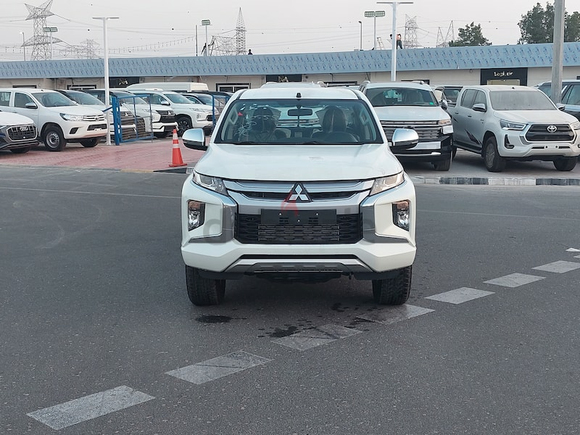 Mitsubishi L200 | FC2 | 4x4 D/Cab Diesel GLS | M/T White | Export Only.