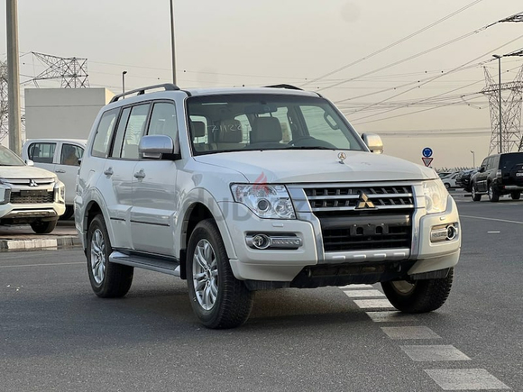 Mitsubishi Pajero 3.8L GLS 2020 | L24 | White 4WD | Black Leather Interior | Export Only