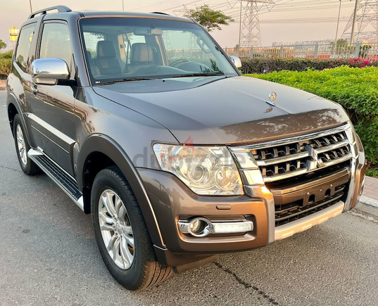 MITSUBISHI PAJERO 2016 3.8