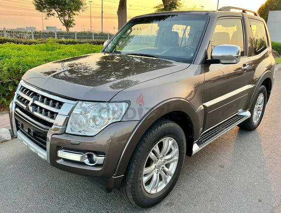 MITSUBISHI PAJERO 2016 3.8