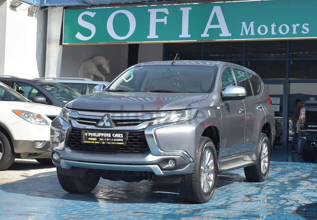 MITSUBISHI MONTERO SPORT GRAY 2017 / GCC / SPECS