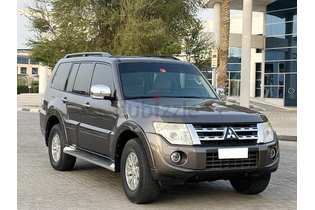 2014 MITSUBISHI PAJERO - WELL MAINTAINED - IN A VERY GOOD CONDITION - GCC SPECS