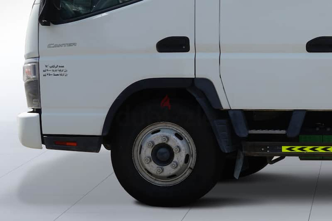 AED 965 / month | 2015 Mitsubishi Canter Open Cargo