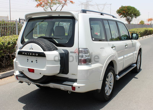 2014/ PAJERO/3.5/ TOP SPECS/GCC/ 1YEAR WARRANTY UNLIMITED KM