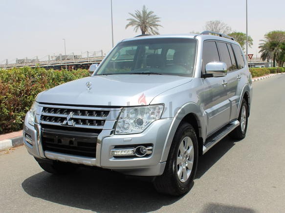 Pajero 2016 / 3.5/ TOP Specs / GCC/ Full Service History / 100% Free accident