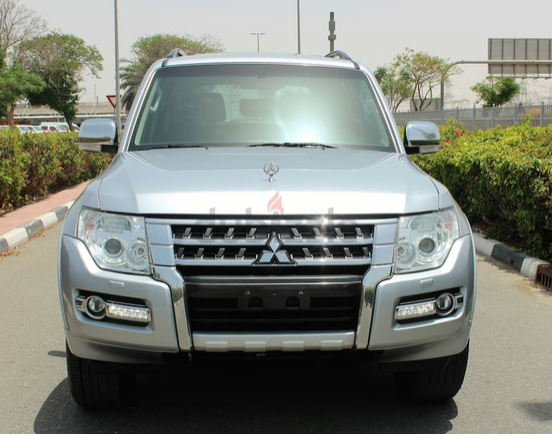 Pajero 2016 / 3.5/ TOP Specs / GCC/ Full Service History / 100% Free accident