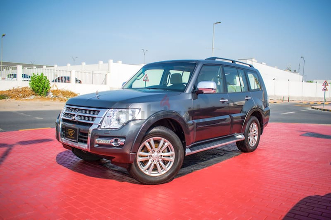 2016 | MITSUBISHI PAJERO | GLS 3.8L V6 4WD | 5-DOORS 7-SEATER | VERY WELL-MAINTAINED | M33317
