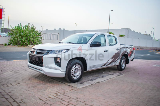 2019 | MITSUBISHI L200 4X2 | PICKUP DOUBLE CABIN | 5-SEATER | 4-DOORS | GCC | VERY WELL-MAINTAINED |