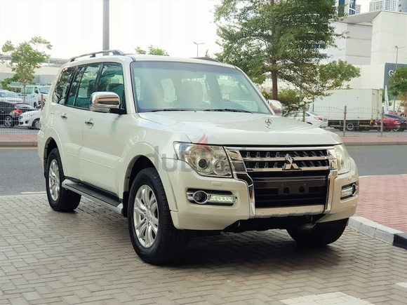 PAJERO 3.8 FULL OPTION 100% BANK LOAN ,NO DOWNPAYMENT, SINGLE OWNER EXCELLENT CONDITION