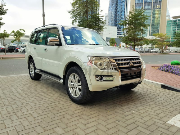 PAJERO 3.8 FULL OPTION 100% BANK LOAN ,NO DOWNPAYMENT, SINGLE OWNER EXCELLENT CONDITION