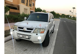 Single owner Pajero in good condition full options limited Edition