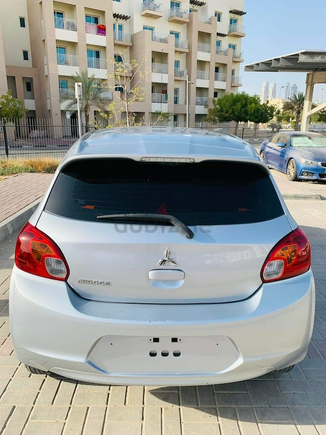 Mitsubishi Mirage 2014 less km with original paint