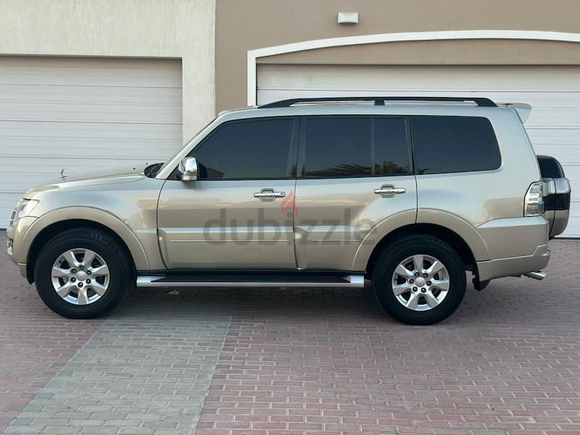 Mitsubishi Pajero 2016 GCC /3.5L/V6 Full Options