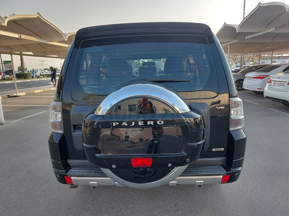 Misutabishi pajero gcc full option